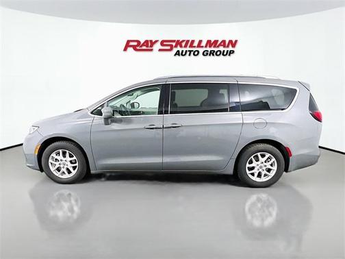 2021 Chrysler Pacifica Touring-L