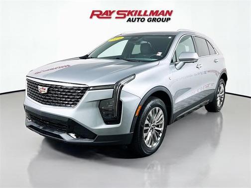 2025 Cadillac XT4 Premium Luxury