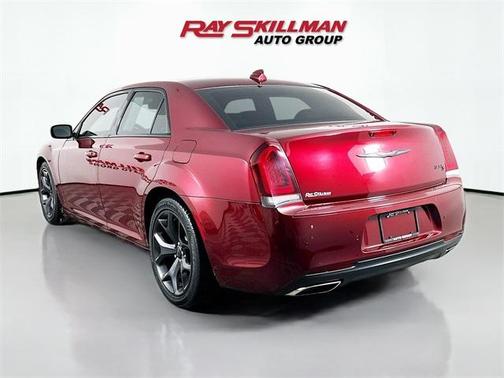 2021 Chrysler 300 S