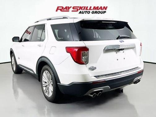 Star White 2022 Ford Explorer King Ranch
