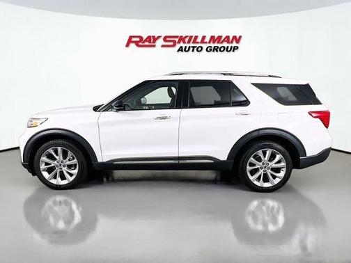Star White 2022 Ford Explorer Platinum