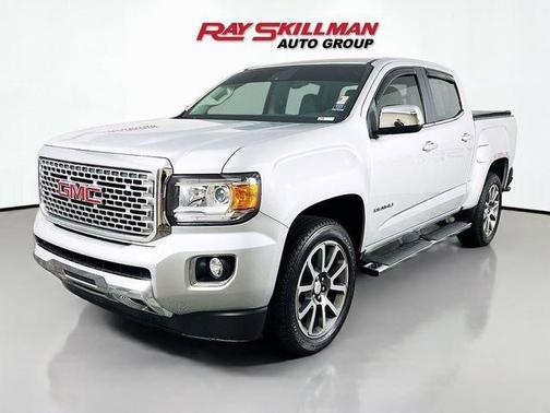 Quicksilver Metallic 2017 GMC Canyon Denali