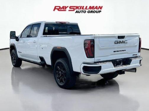 Summit White 2025 GMC Sierra 3500 AT4