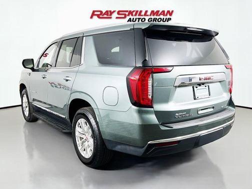 2024 GMC Yukon SLT