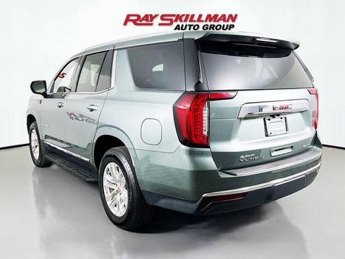 2024 GMC Yukon SLT