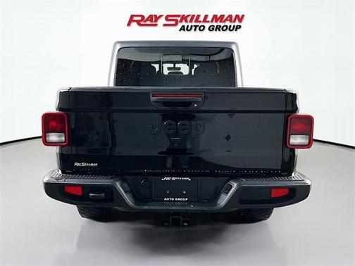 2022 Jeep Gladiator Sport