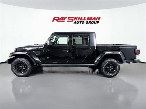 2022 Jeep Gladiator Sport