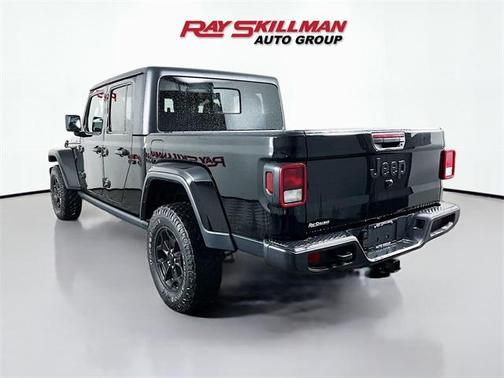 2022 Jeep Gladiator Sport