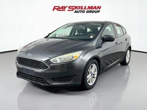 Magnetic Metallic 2018 Ford Focus SE
