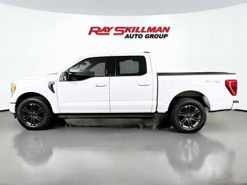 Oxford White 2021 Ford F-150 XLT