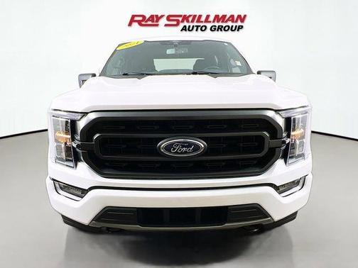 Oxford White 2021 Ford F-150 XLT