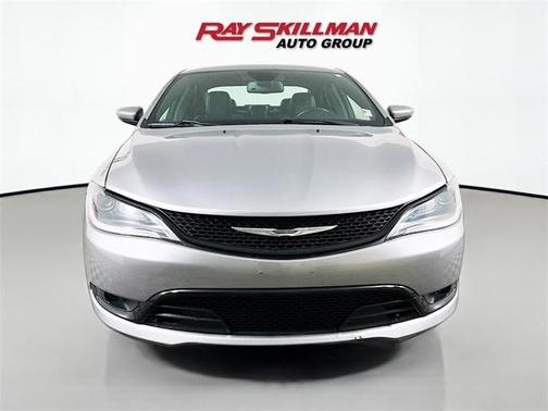 2016 Chrysler 200 S