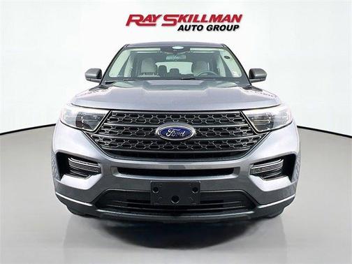 2021 Ford Explorer Base