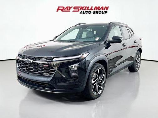 Mosaic Black Metallic 2025 Chevrolet Trax 2RS