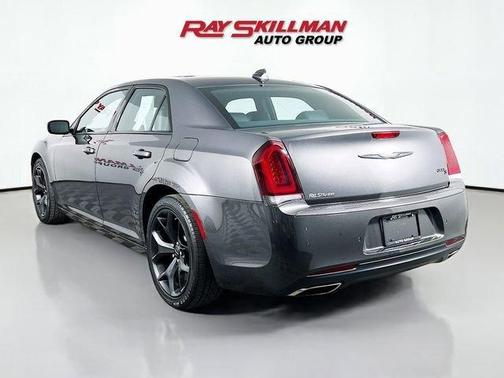 2022 Chrysler 300 S