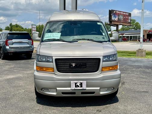 2025 GMC Savana 2500 Work Van