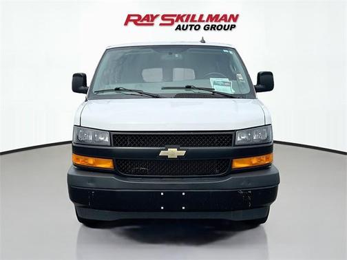 2022 Chevrolet Express 3500 LS