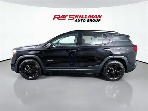 2023 GMC Terrain AT4