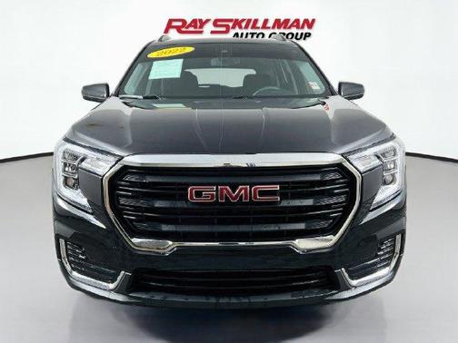 Ebony Twilight Metallic 2022 GMC Terrain SLE