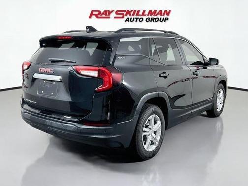 Ebony Twilight Metallic 2022 GMC Terrain SLE