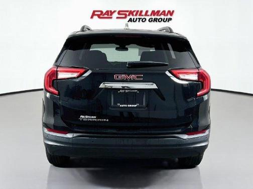 Ebony Twilight Metallic 2022 GMC Terrain SLE
