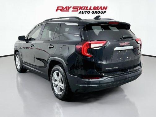 Ebony Twilight Metallic 2022 GMC Terrain SLE