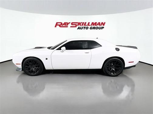 2018 Dodge Challenger 392 Hemi Scat Pack Shaker