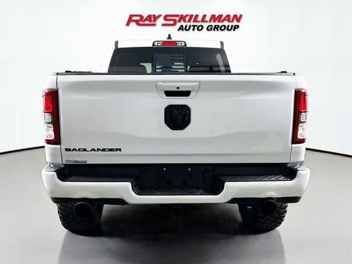 Bright White Clearcoat 2022 RAM 1500 Big Horn
