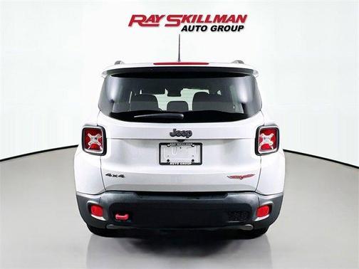 2016 Jeep Renegade Trailhawk