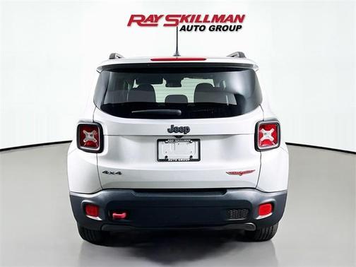2016 Jeep Renegade Trailhawk