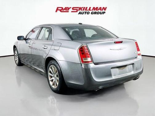 Tungsten Clearcoat Metallic 2011 Chrysler 300 Limited