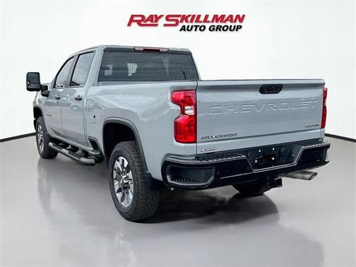 2024 Chevrolet Silverado 2500 Custom