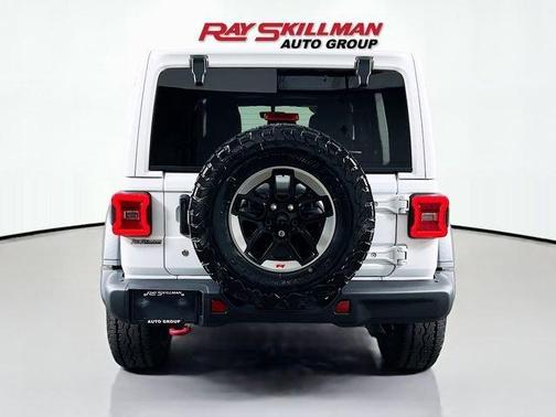 Bright White Clearcoat 2018 Jeep Wrangler Unlimited Rubicon