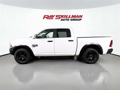 2024 RAM 1500 Classic SLT