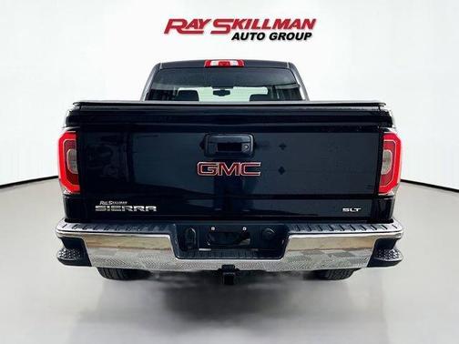 Onyx Black 2017 GMC Sierra 1500 SLT