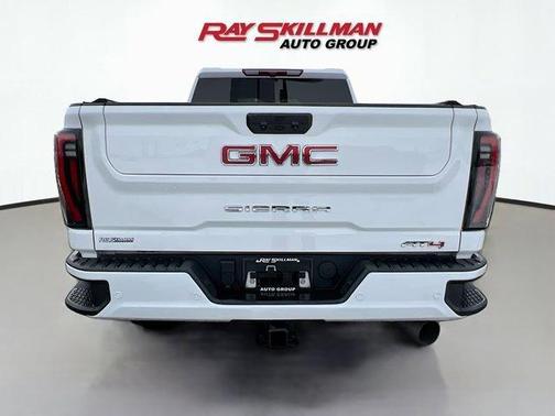 2024 GMC Sierra 2500 AT4