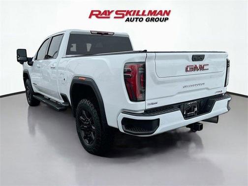 2024 GMC Sierra 2500 AT4