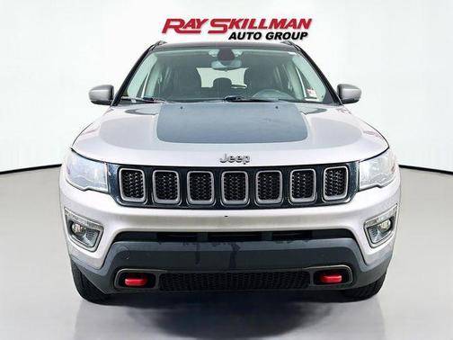 Billet Silver Metallic Clearcoat 2019 Jeep Compass Trailhawk
