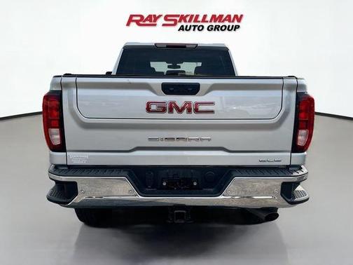 Quicksilver Metallic 2023 GMC Sierra 2500 SLE