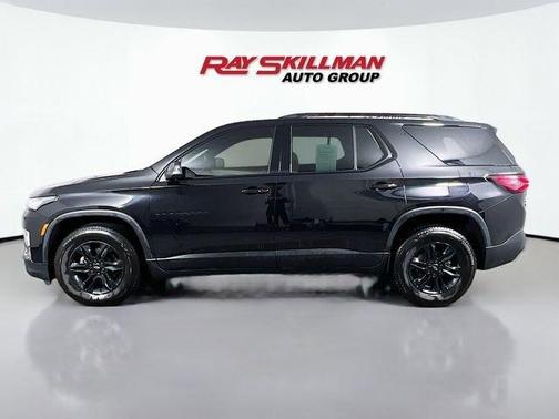 Black Metallic 2022 Chevrolet Traverse LS