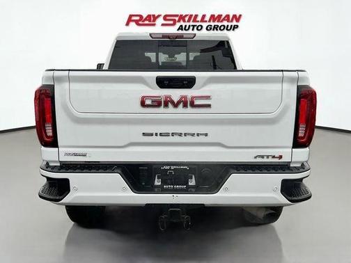 2022 GMC Sierra 2500 AT4