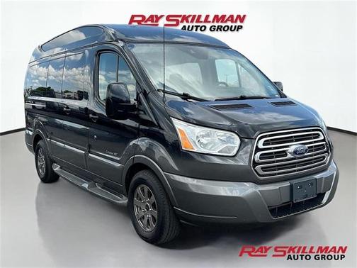 2017 Ford Transit-150 XLT