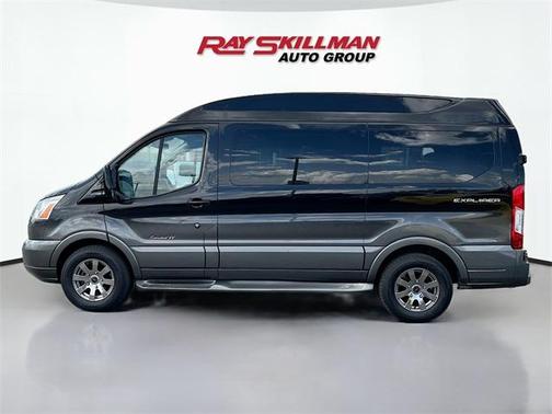 2017 Ford Transit-150 XLT
