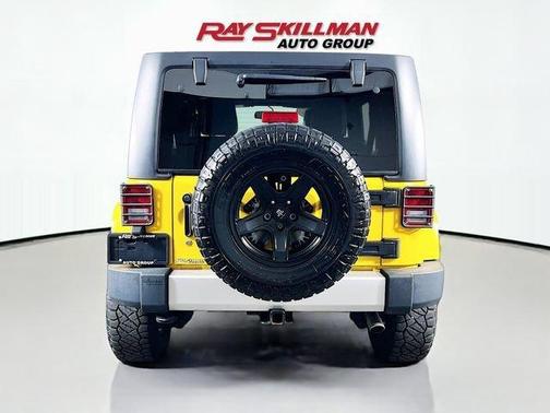 Baja Yellow Clearcoat 2015 Jeep Wrangler Unlimited Sahara