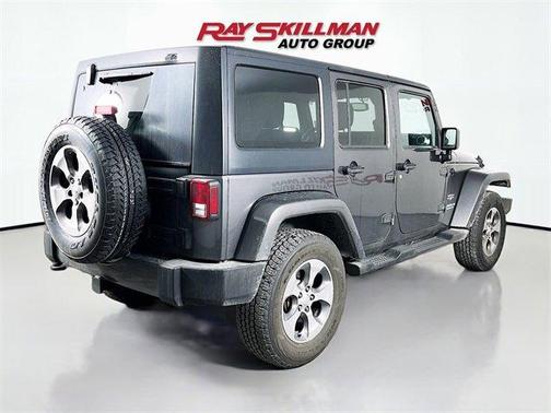 2017 Jeep Wrangler Unlimited Sahara