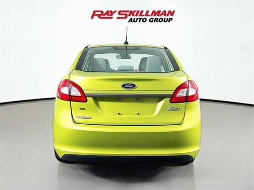 2013 Ford Fiesta SE