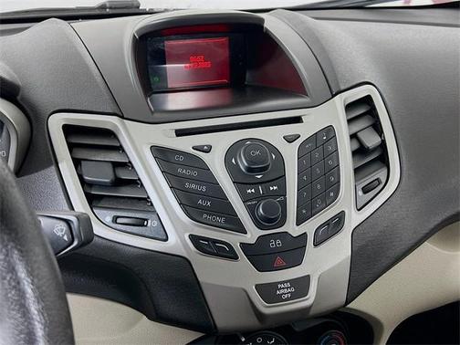 2013 Ford Fiesta SE