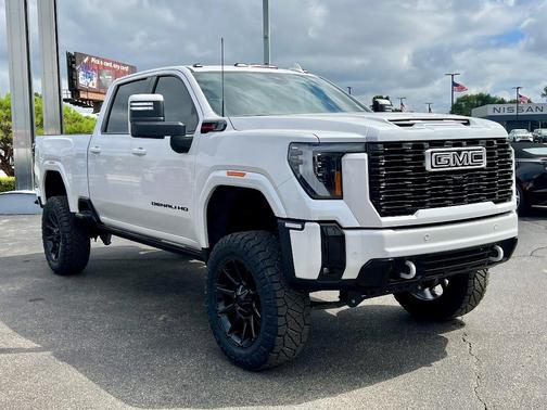 2025 GMC Sierra 2500 Denali