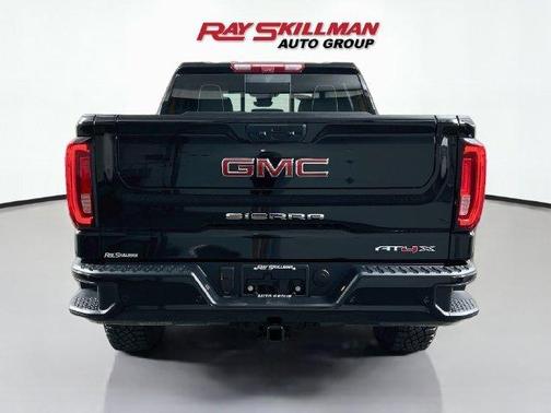 Onyx Black 2025 GMC Sierra 1500 AT4X