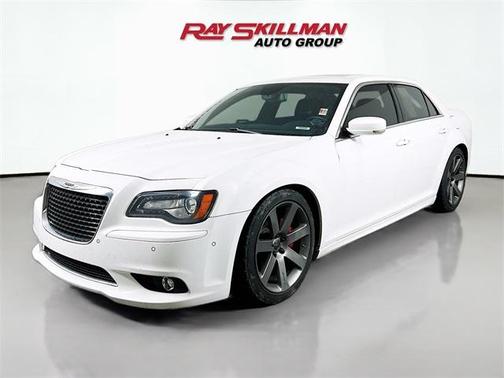 2012 Chrysler 300 SRT-8